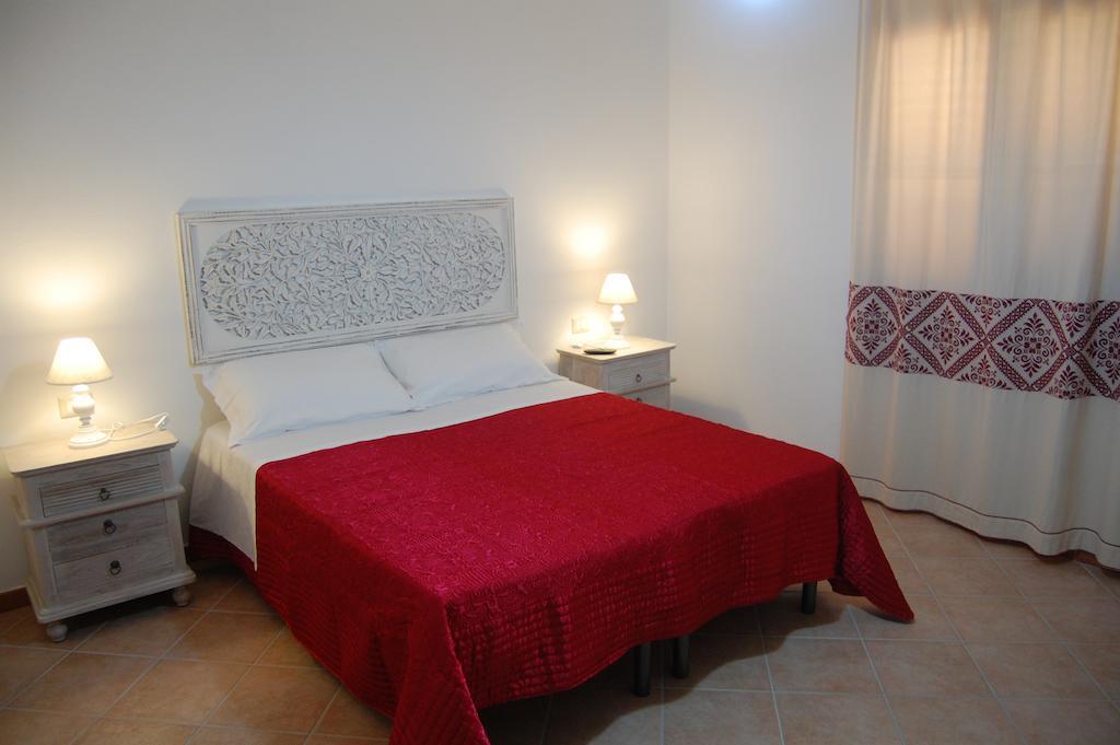 B&B Il Corbezzolo Posada  Habitación foto